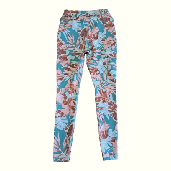 Ocean + Coast Leggings - Picture 2 of 10